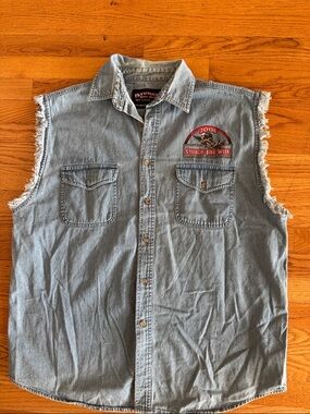 Sturgis Bike Week 2006 Men’s Light Blue Denim Sleeveless Denim Shirt